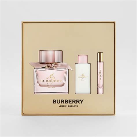 my Burberry blush gift set